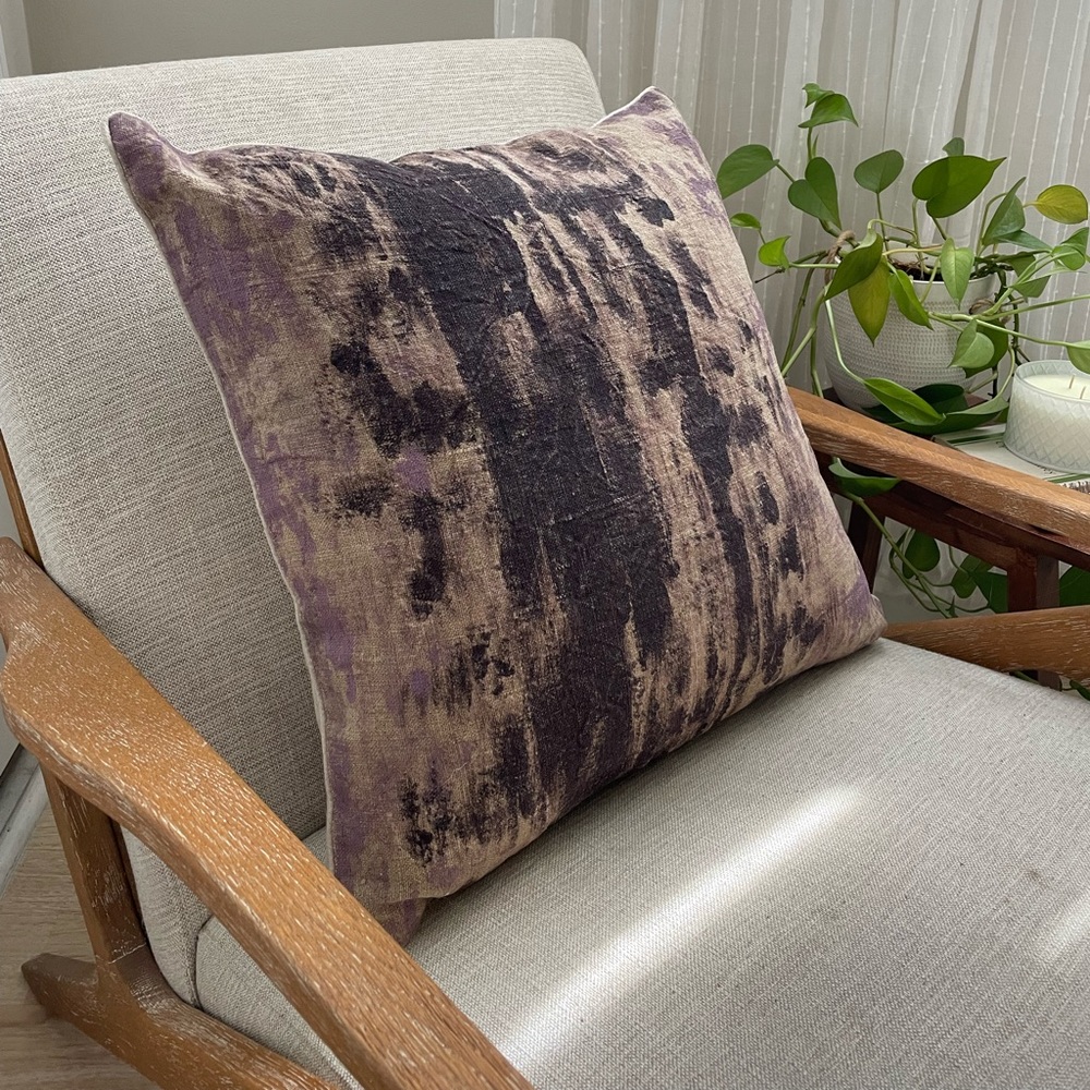 Beautiful Abstract Design Pillow - Brand New